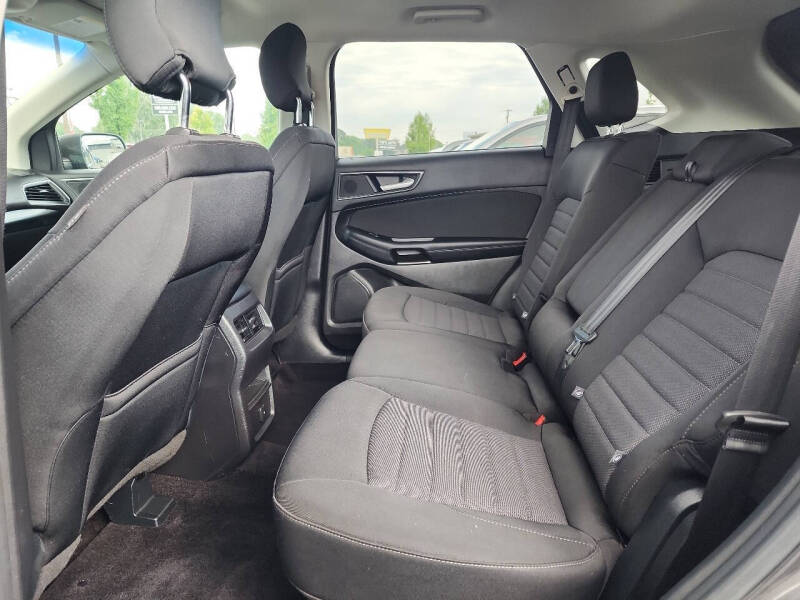 2016 Ford Edge SE