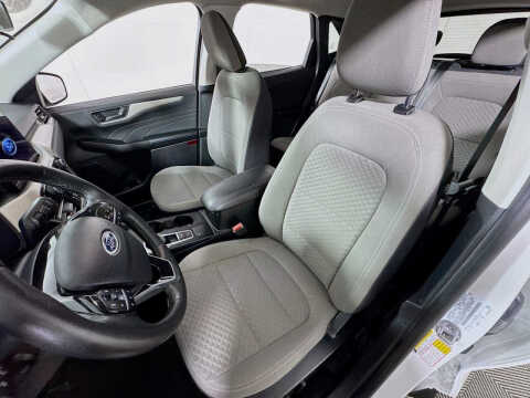 2022 Ford Escape Hybrid SE