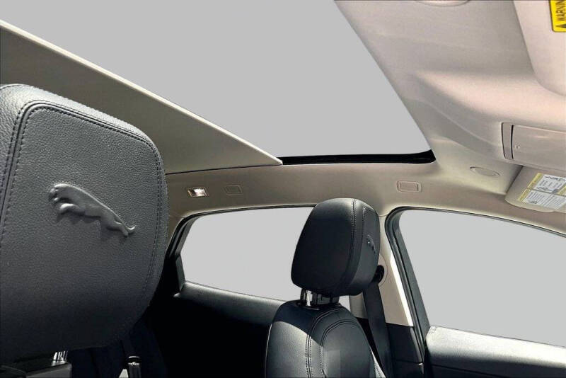 2021 Jaguar E-PACE P250 SE