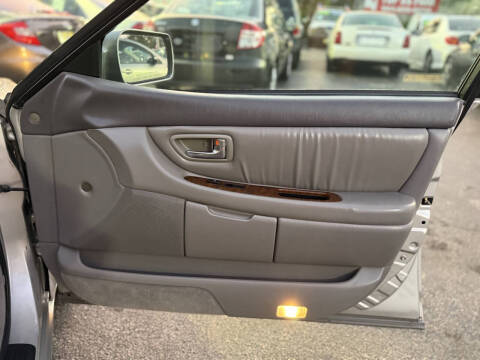 2001 Toyota Avalon XLS