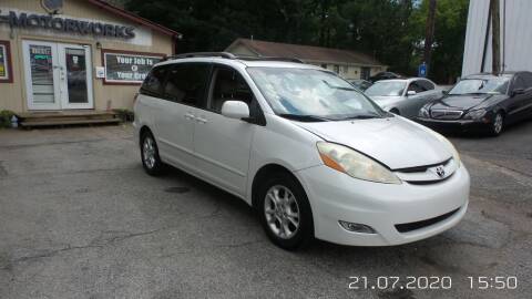 2006 Toyota Sienna for sale at E-Motorworks in Roswell GA