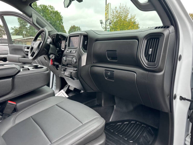 2022 GMC SIERRA UTILITY
