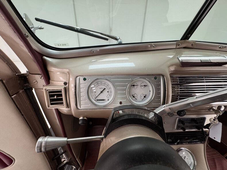 1940 Ford Deluxe