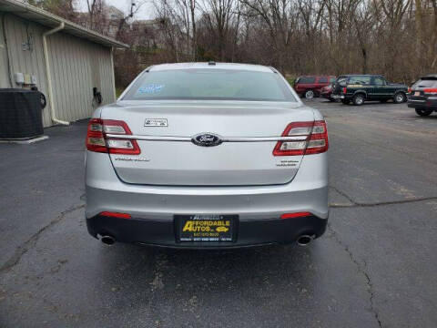 2018 Ford Taurus SEL