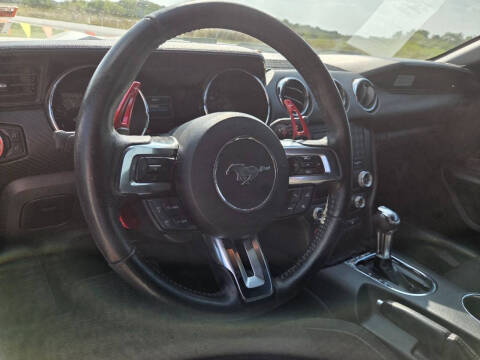 2016 Ford Mustang V6