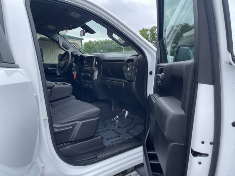 2020 Chevrolet Silverado 1500 Custom