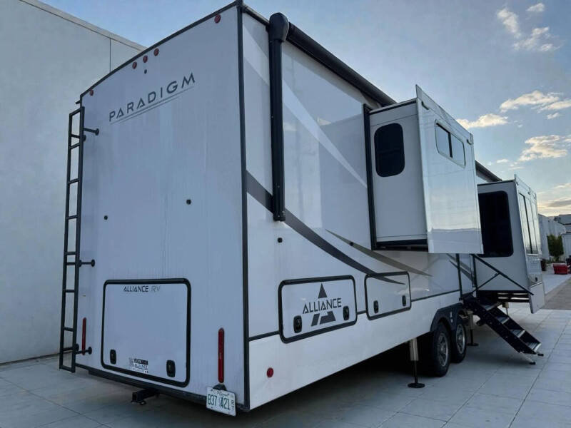 2024 Alliance RV Paradigm