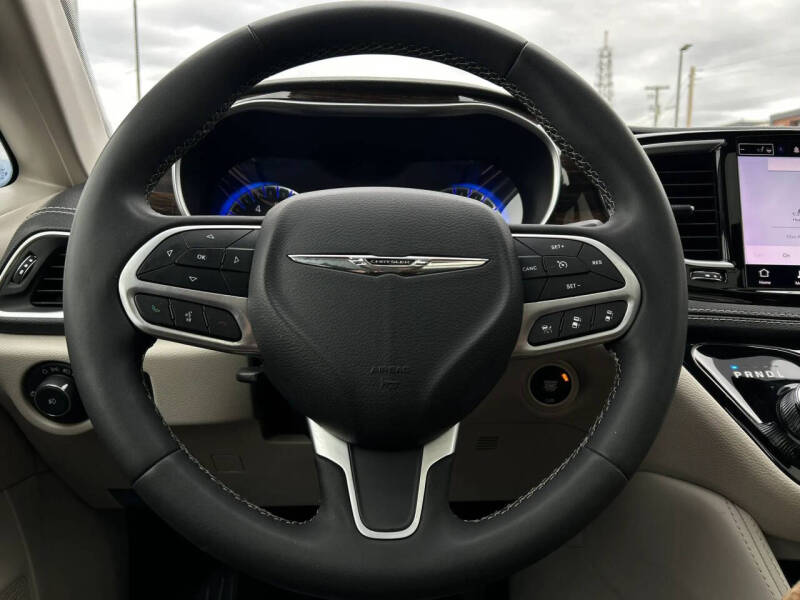 2023 Chrysler Pacifica Limited