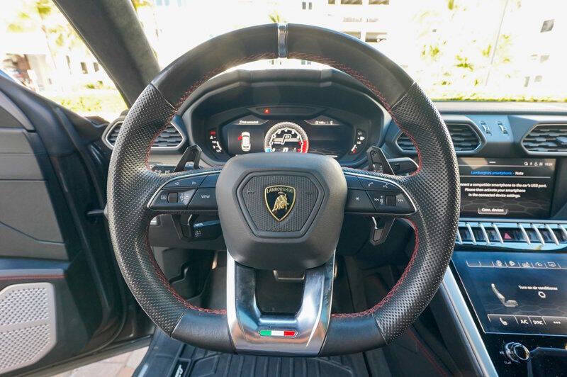 2019 Lamborghini Urus
