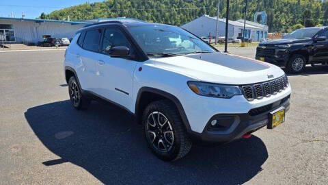 2025 Jeep Compass Trailhawk