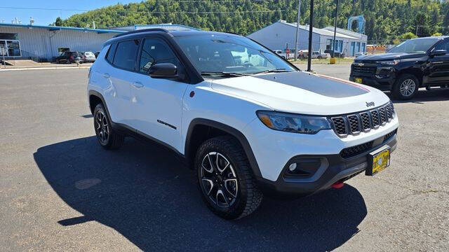 2025 Jeep Compass Trailhawk