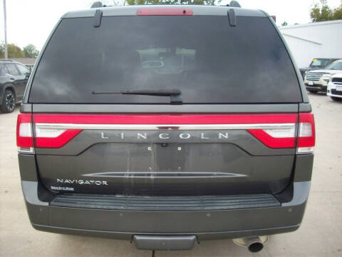 2017 Lincoln Navigator Select