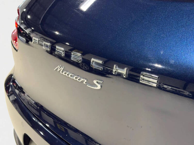 2018 Porsche Macan S