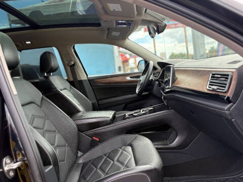 2024 Volkswagen Atlas SE