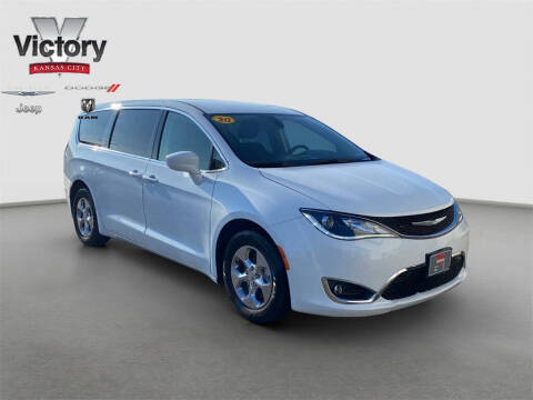 2020 Chrysler Pacifica Hybrid Touring