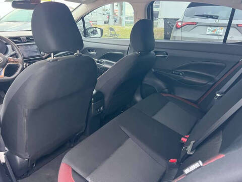 2025 Nissan Versa SR