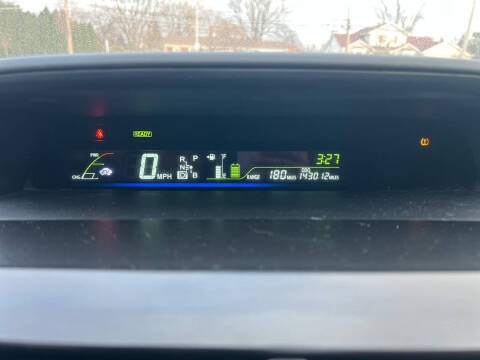 2012 Toyota Prius v Five
