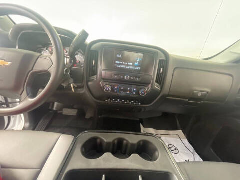 2022 Chevrolet Silverado 5500HD