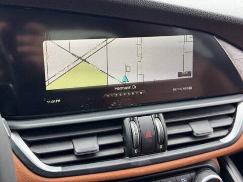 2017 Alfa Romeo Giulia Ti