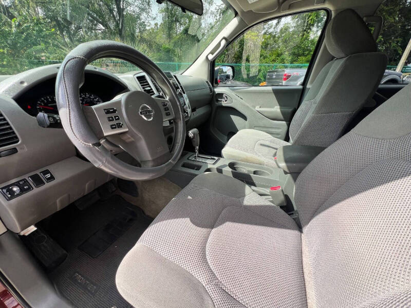 2017 Nissan Frontier SV