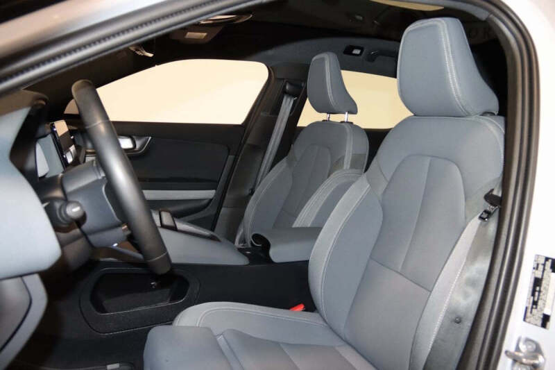 2022 Polestar 2 Long Range Dual Motor