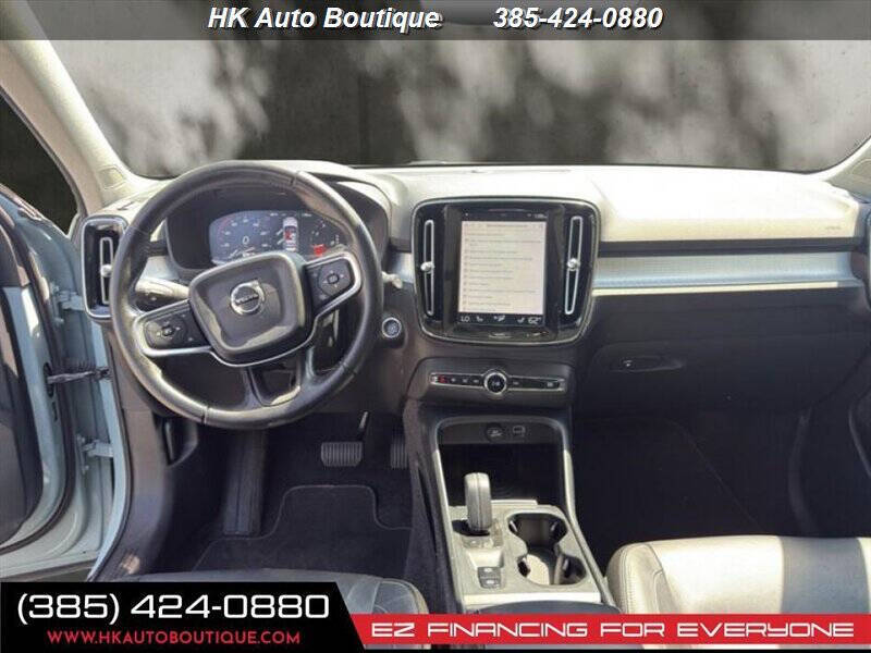 2019 Volvo XC40 T5 Momentum