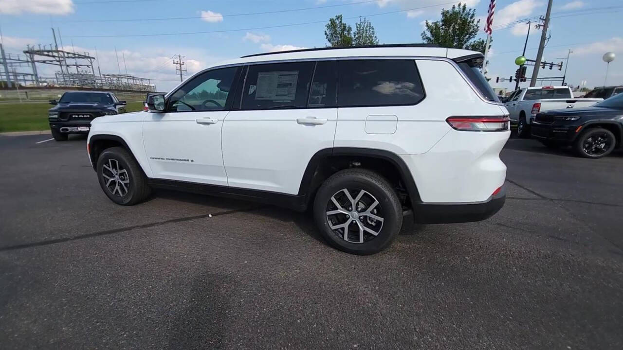 2024 Jeep Grand Cherokee L for sale at Victoria Auto Sales in Victoria, MN