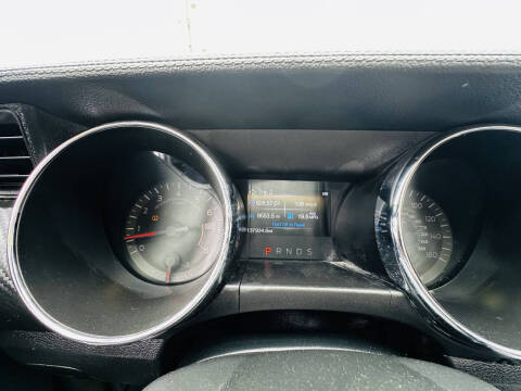 2015 Ford Mustang V6