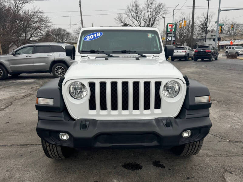 2018 Jeep Wrangler Unlimited for sale at DTH FINANCE LLC in Toledo OH