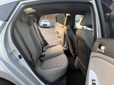 2014 Hyundai Accent GLS