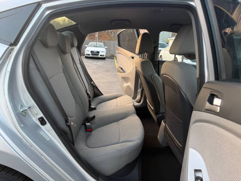 2014 Hyundai Accent GLS