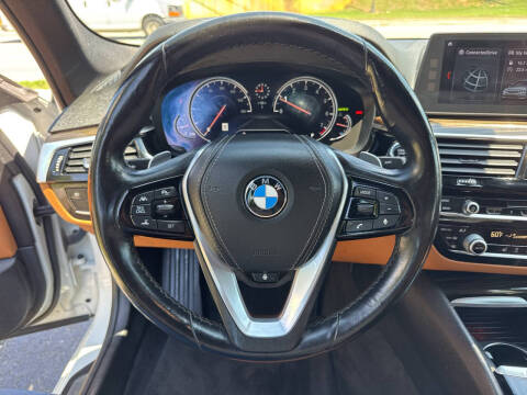 2018 BMW 5 Series 540i