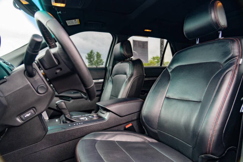 2016 Ford Explorer Sport
