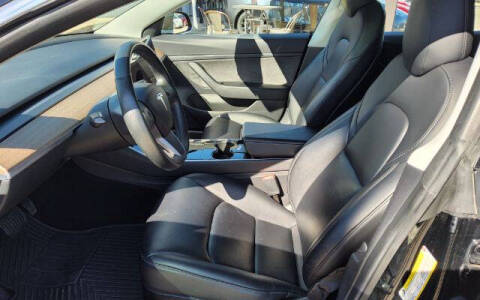 2019 Tesla Model 3 Mid Range