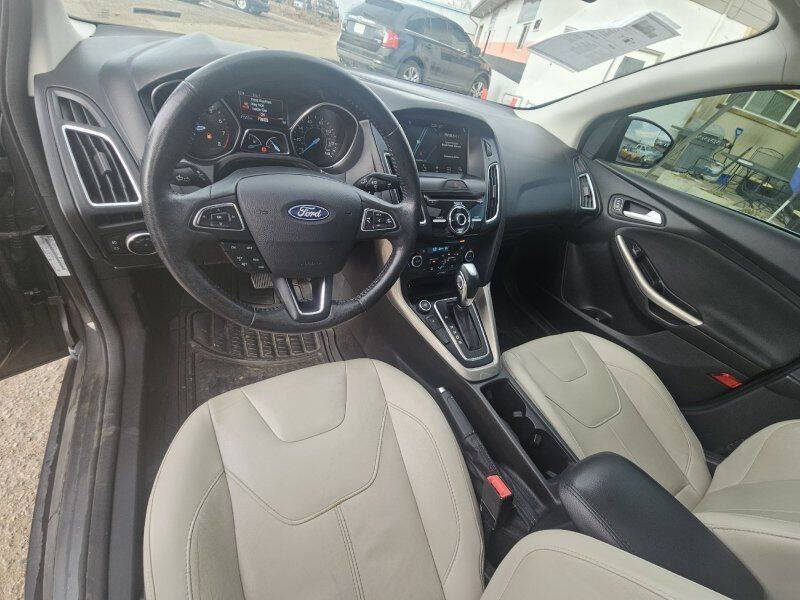 2017 Ford Focus Titanium