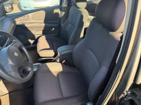 2004 Dodge Neon SXT