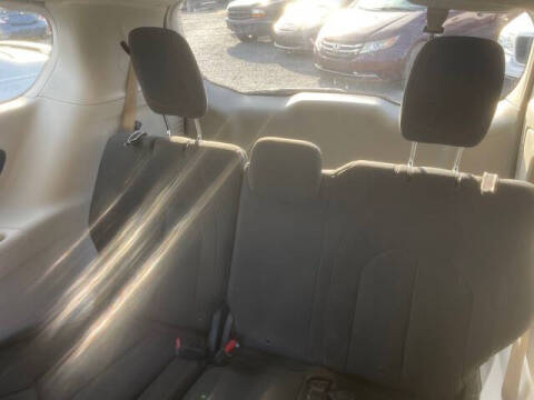 2019 Chrysler Pacifica LX