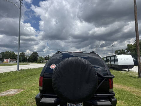 2005 Chevrolet Blazer LS ZR2