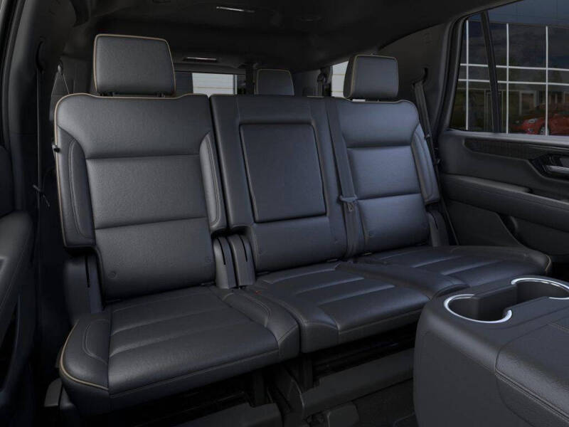 2025 GMC Yukon Elevation