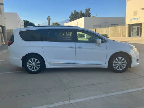 2019 Chrysler Pacifica Touring L