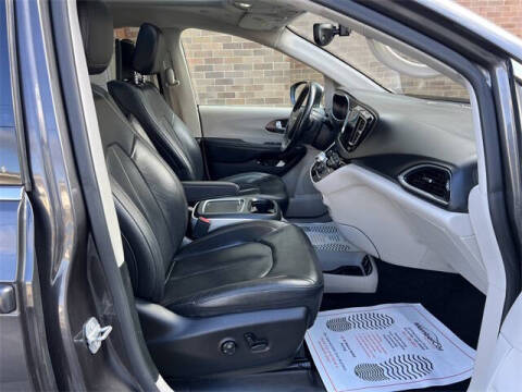 2018 Chrysler Pacifica Touring L Plus