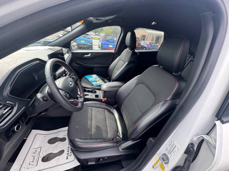 2023 Ford Escape ST-Line