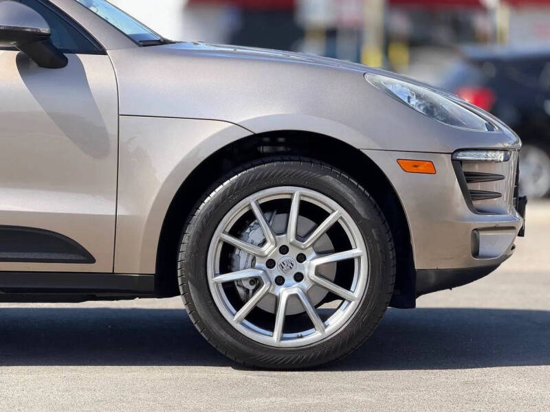 2016 Porsche Macan S