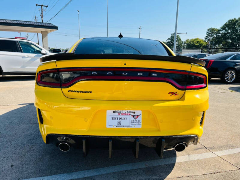 2017 Dodge Charger R/T photo 7