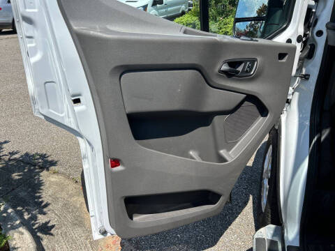 2025 Ford Transit