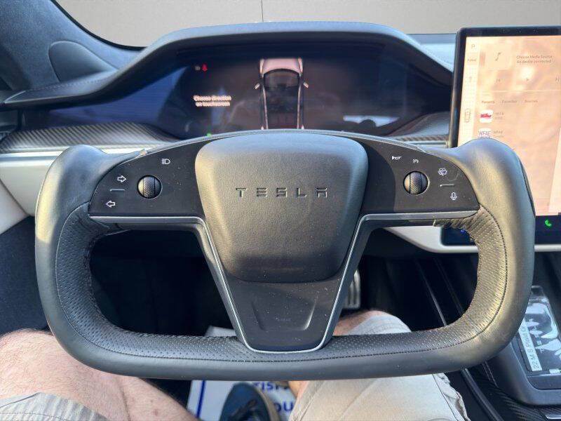 2022 Tesla Model S Plaid