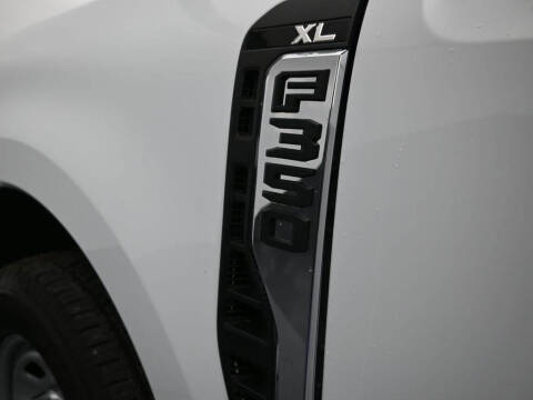 2026 Ford F-350 Super Duty XL