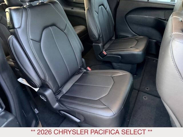 2026 Chrysler Pacifica Select