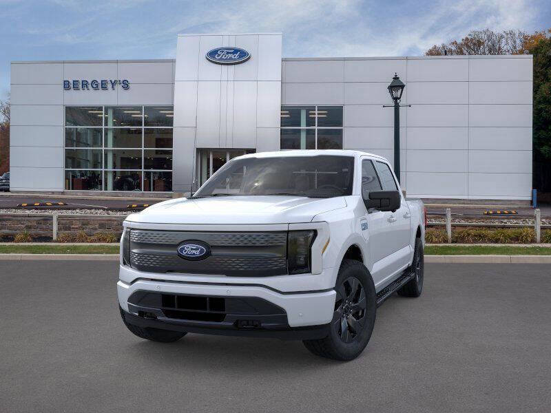 2025 Ford F-150 Lightning Flash