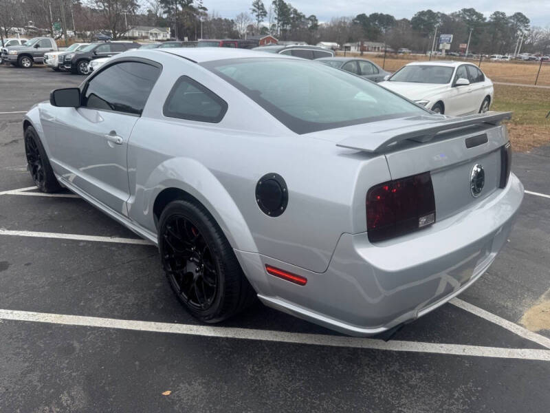 2006 Ford Mustang GT Deluxe